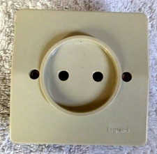 Legrand Neptune Prise 2P avec