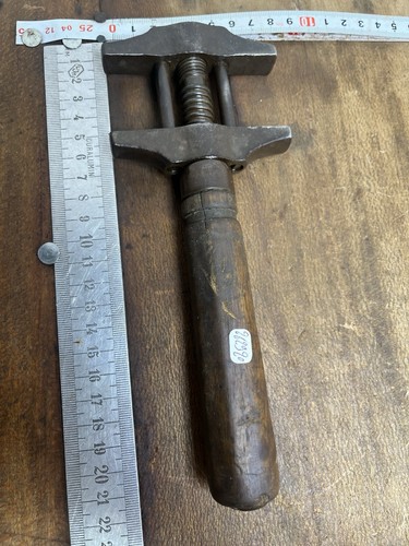 Outil ancien old tool - , clé