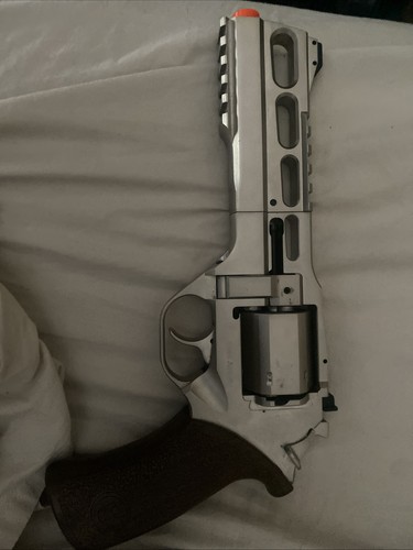 Airsoft gun metal revolver - airsoft,