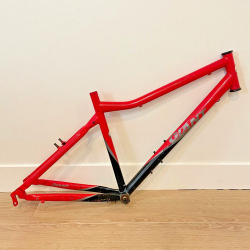 Giant boulder mtb bike medium - giant,
