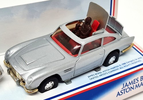 Corgi aston martin db5 - corgi,