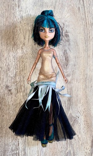Poupée monster high - monster, de