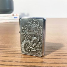 Briquet biker Freedom Forever • Style vintage USA Aigle et moto en relief métal