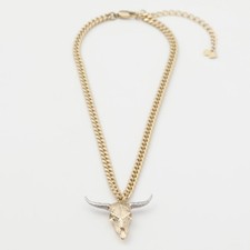 Collier avec pendentif doré