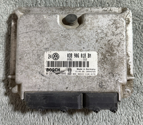 Calculateur moteur volkswagen - calculateur,
