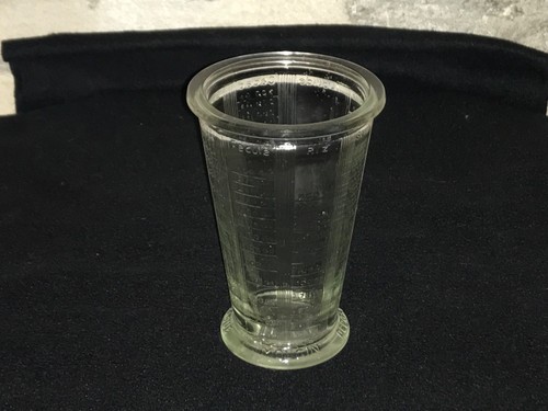Verre doseur gradué - ,, évasé