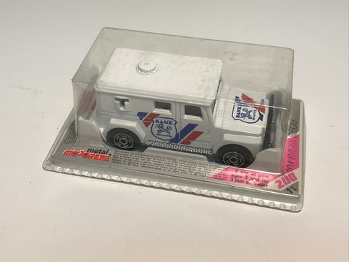Majorette bank security 204 - security,
