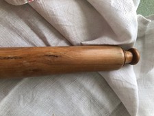 Ancien rouleau à pâtisserie