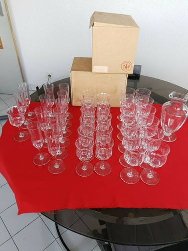 Baccarat service de verre - -,