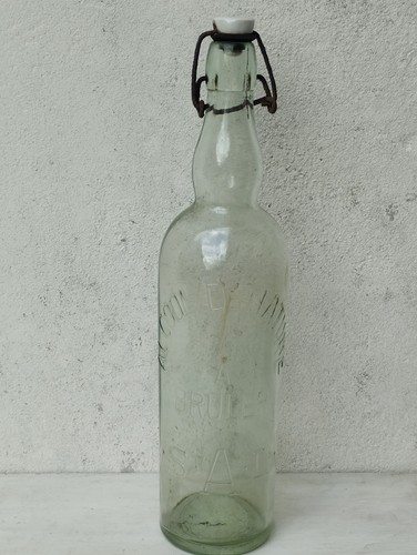 Bouteille ancienne alcool