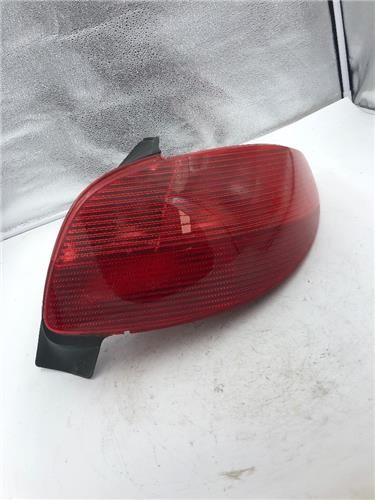 Feu arrière droit peugeot 206 - droit,