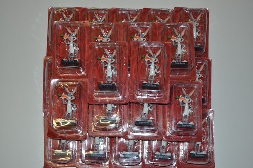Lot figurines warner - lot,