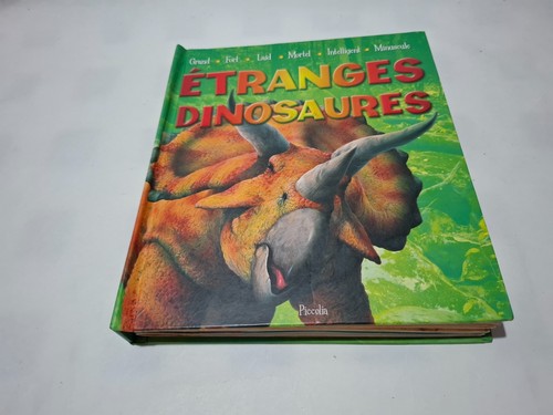 Livre pop étranges - up,
