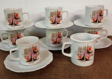 7 Tasses + 1 Pot à Lait