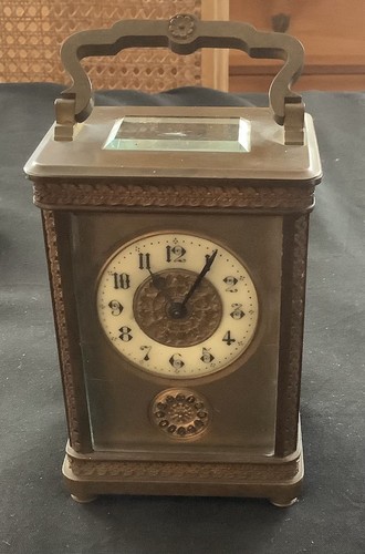 Pendulette oficier de - ,