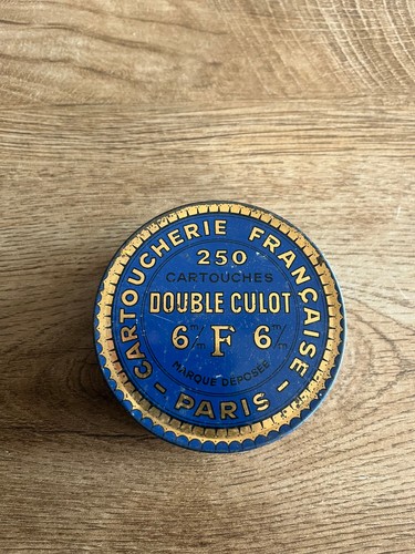 Ancienne boite publicitaire - boite,