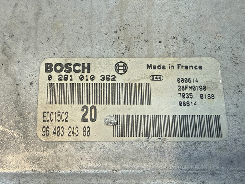 Calculateur moteur peugeot 306 - calculateur,