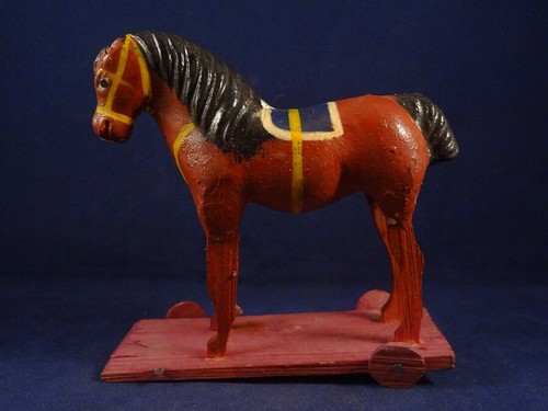 Très ancien jouet - , cheval