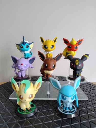 Lot figurines evoli et - 8,