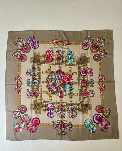 Foulard hermès vintage avec - foulard,