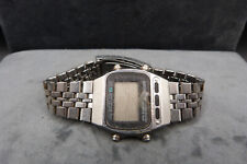 Montre bracelet digital chronographe quartz SEIKO sport 100, A359, à restaurer.