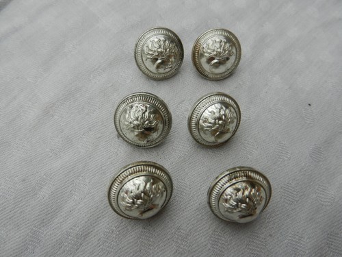 Lot boutons militaires - de,