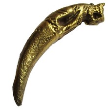 Figurine griffe de tigre