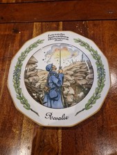 Rare Assiette En Porcelaine