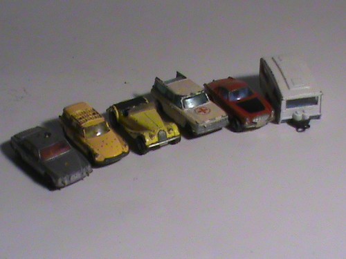 Lot voitures gorgi - 6,
