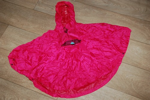 Cape poncho pluie enfant rose