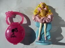 2 jouets Barbie McDonald's