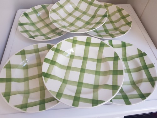 Assiettes creuses faïence - ,