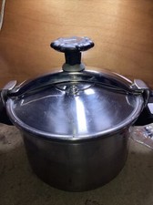 (D 62) ANCIENNE COCOTTE MINUTE