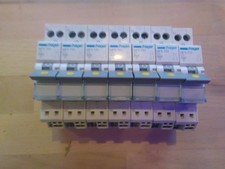 2 x disjoncteur 2 poles HAGER