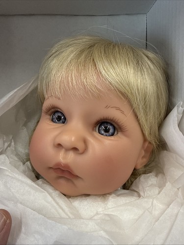 2004 baby blue reva schick - 2004, lee