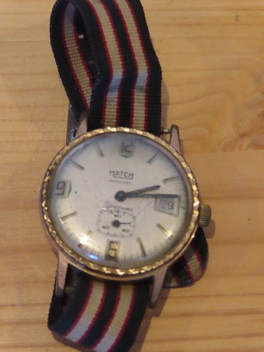 Montre match antichoc ancre - montre, 17