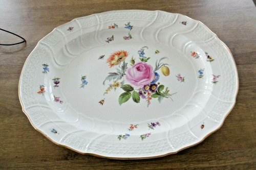 Ancien grand plat - , en