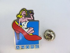 PIN'S PIN BADGE -ANDRE /