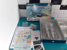 0104261 Maquette avion 1/48