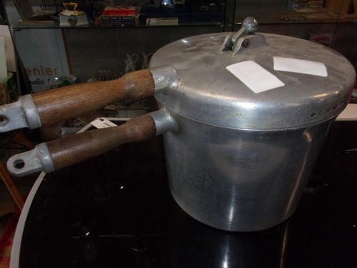 Originale ancienne cocotte - ancienne,