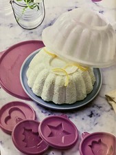 MOULE A CHARLOTTE TUPPERWARE NEUF ( L’assiette Bleue N’est Pas Vendu Avec )