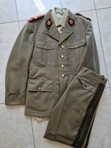 Uniforme officier médecin