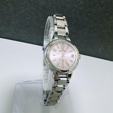Montre solaire radiocommandée
