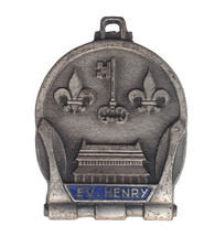 Marine Ev. Henry, Augis