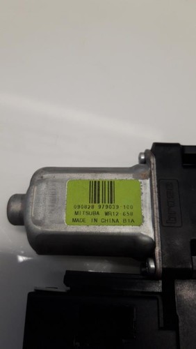 Moteur leve vitre arriere