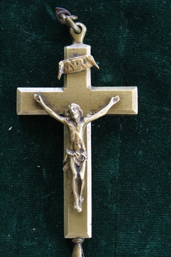 Christ reliquaire paperolles - christ,