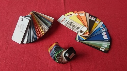 Trois nuanciers pantone ral - pantone,