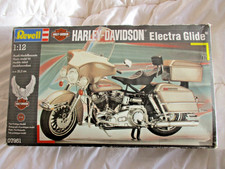 MAQUETTE MOTO  1/12 REVELL