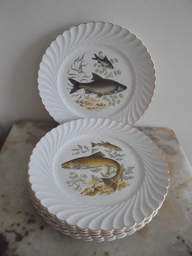 Lot assiettes en - 6,