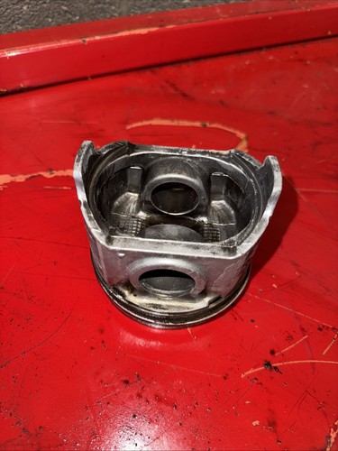 Kubota v3307 piston - v3307, 4